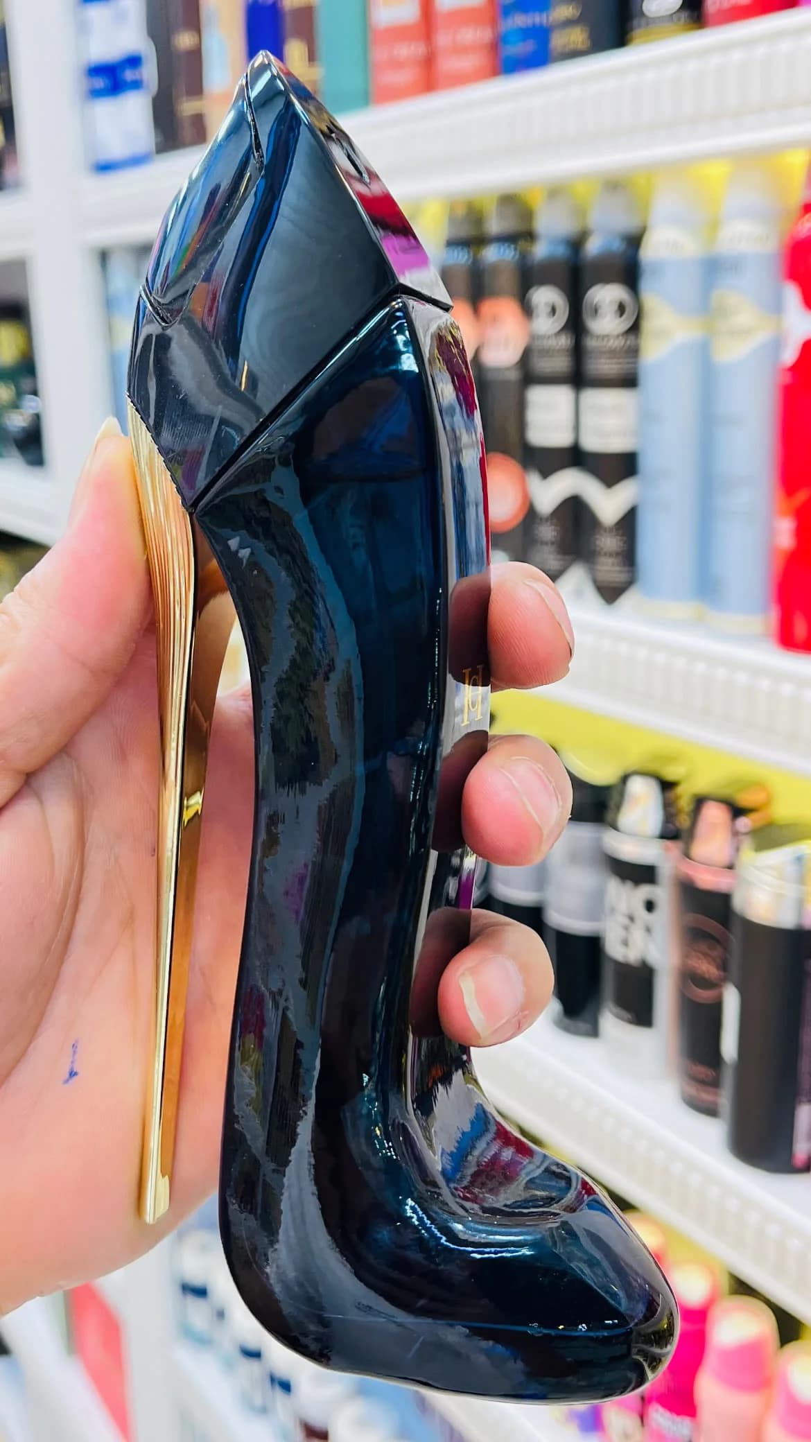 عطر Good Girl مستر شیشه اصلی